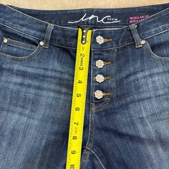 INC Denim Button Fly Regular Fit Boot Leg Jeans Size 8 - Picture 3 of 9